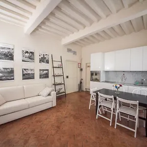 I Priori Apartment Volterra